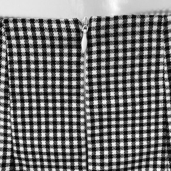 John Galt Brandy Melville Size XS Mini Skirt Front Slits Black White Gingham - Picture 6 of 12
